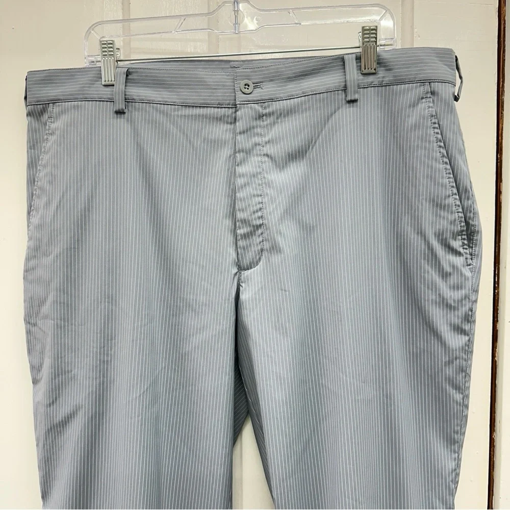 Nike Golf dri fit athletic pants grey white pin stripe men's chinos 38 x‎ 30